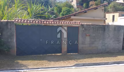 Casa Padrão em Jacareí