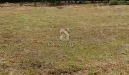 TERRENO - 12 MIL METROS