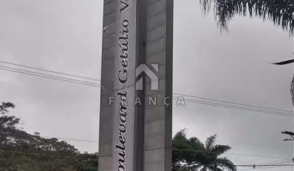 Comercial Sala em Condomínio em Jacareí