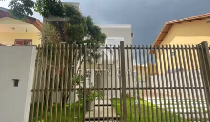 Casa Padrão em Jacareí