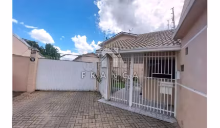 Casa em Condomínio - 2 Dormitórios e 2 suítes - Jardim Emília - Jacareí