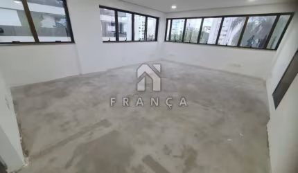 Comercial Sala em Condomínio em São José dos Campos