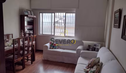 Apartamento quadra da praia de Icaraí