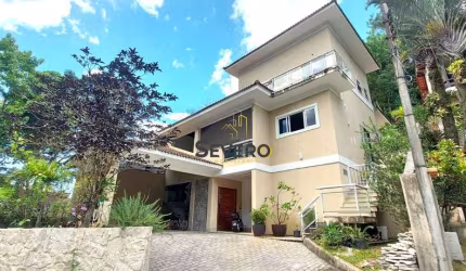 Casa em Condomínio em Itaipu