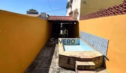 Casa à venda no bairro Centro - São Gonçalo/RJ