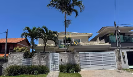 Casa Alto Padrão em Camboinhas