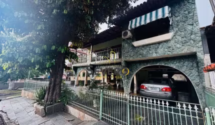 Casa em Condominio com 4 quartos á venda no centro de São Gonçalo