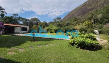 Casa com 5 quartos à venda na Rua Martins Rosa, Araras, Petrópolis, 5000 m2 por R$ 2.200.000
