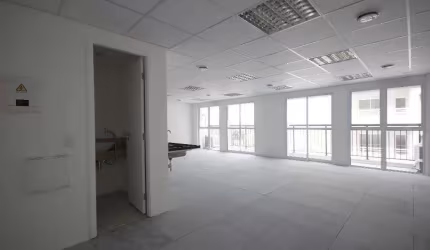Apartamento para locação 72m², 3 dormitórios e 2 vagas, R$3.900,00
