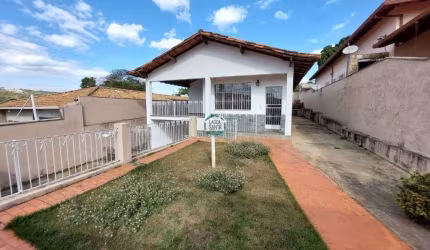 Casa com 3 dormitórios à venda, 176 m² por R$ 879.000 - Centro - Lagoa Santa/MG