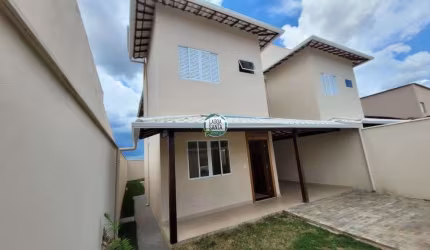 Casa com 4 dormitórios à venda, 130 m² por R$ 860.000 - Lundceia - Lagoa Santa/MG