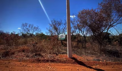 Terreno à venda, 1000 m² por R$ 85.000,00 - Condomínio Parque das Flores - Jaboticatubas/MG