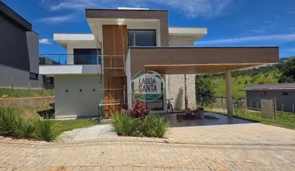 Casa com 4 dormitórios à venda, 242 m² por R$ 2.100.000,00 - Condomínio Gran Royalle - Lagoa Santa/MG