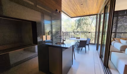 Apartamento de 3 suítes no coração do Bigorrilho!