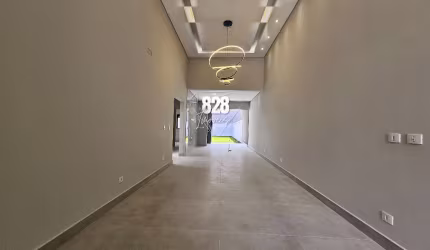 Casa térrea com quintal privativo no Aristocrata!