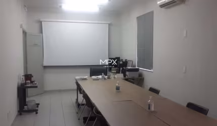 Casa comercial à venda no Centro, Piracicaba  por R$ 1.000.000