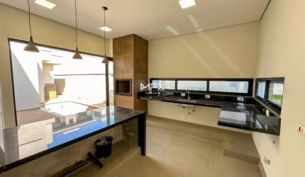 Casa em condomínio fechado com 3 quartos à venda no Jardim Caxambu, Piracicaba  por R$ 1.280.000
