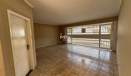 Casa com 3 quartos à venda no Jardim Caxambu, Piracicaba  por R$ 550.000