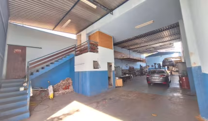 Barracão / Galpão / Depósito à venda na Vila Monteiro, Piracicaba  por R$ 650.000