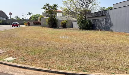 Terreno em condomínio fechado à venda no Dois Córregos, Piracicaba  por R$ 460.000