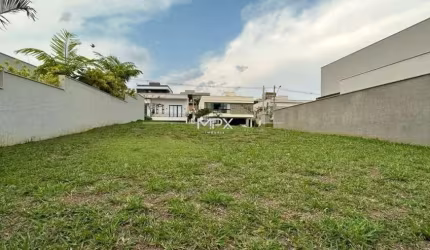 Terreno em condomínio fechado à venda no Santa Rosa, Piracicaba  por R$ 800.000