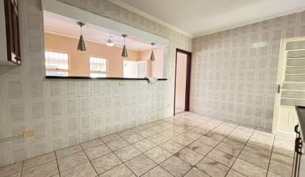 Casa com 3 quartos à venda na Vila Rezende, Piracicaba  por R$ 400.000