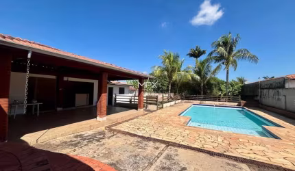 Chácara / sítio com 3 quartos à venda no Parque São Jorge, Piracicaba  por R$ 685.000