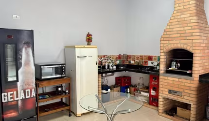 Casa com 2 quartos à venda no Pompéia, Piracicaba  por R$ 460.000