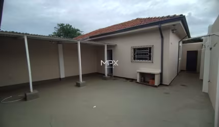 Casa com 3 quartos para alugar na Vila Rezende, Piracicaba  por R$ 2.500