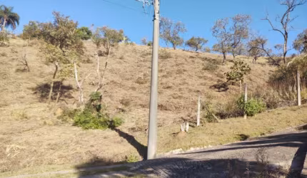 Terreno à venda no Ville Saint James II, Campo Limpo Paulista  por R$ 140.000