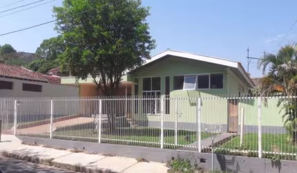 Casa com 3 quartos à venda na Vila Constança (Botujuru), Campo Limpo Paulista  por R$ 800.000