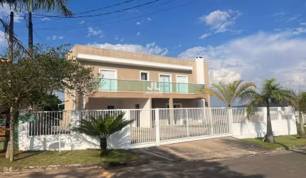 Casa em condomínio fechado com 3 quartos à venda no Jardim Santa Maria, Campo Limpo Paulista  por R$ 1.590.000
