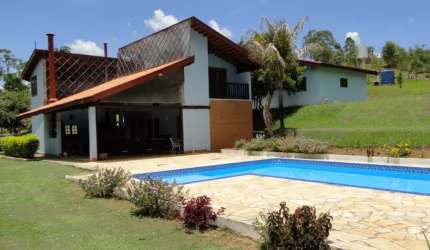 Chácara / sítio com 3 quartos à venda no Ville Saint James I, Campo Limpo Paulista , 273 m2 por R$ 1.500.000