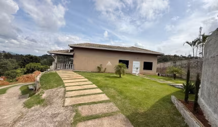 Chácara / sítio com 4 quartos à venda no Centro, Campo Limpo Paulista  por R$ 1.100.000