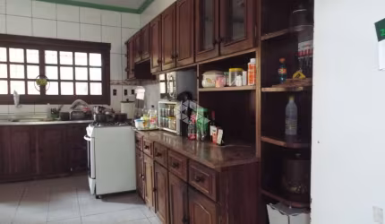 Casa com 6 quartos à venda na Avenida Polar, 320, Jardim Floresta, Porto Alegre, 100 m2 por R$ 896.000