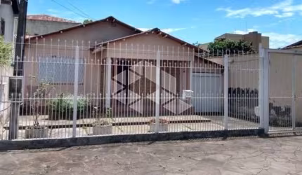 Casa com 4 quartos à venda na Rua Garibaldi, 316, Niterói, Canoas, 121 m2 por R$ 524.990
