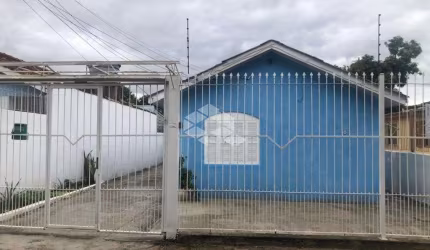 Casa com 6 quartos à venda na Rua Cirilo Leite Torres, 75, Espírito Santo, Porto Alegre, 525 m2 por R$ 550.000