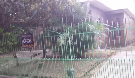 Casa com 3 quartos à venda na Rua Oscar Ferreira, 180, Rubem Berta, Porto Alegre, 192 m2 por R$ 340.000