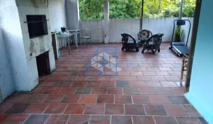 Casa com 2 quartos à venda na Rua Soldado José da Silva, 324, Agronomia, Porto Alegre, 112 m2 por R$ 275.000
