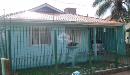 Casa com 4 quartos à venda na Rua Norberto Treis, 145, Costa e Silva, Porto Alegre, 80 m2 por R$ 280.000