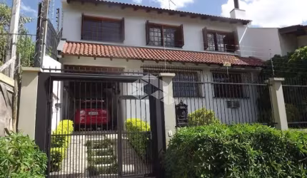 Casa em condomínio fechado com 5 quartos à venda na Rua Miracema, 27, Chácara das Pedras, Porto Alegre, 165 m2 por R$ 1.500.000