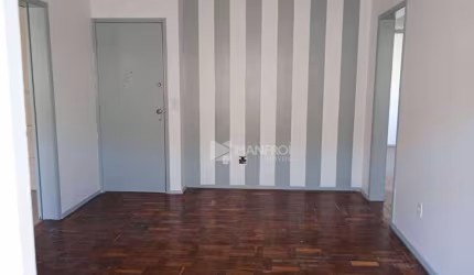 Apartamento com 3 dormitórios à venda, 79 m² por R$ 380.000,00 - Vila Ipiranga - Porto Alegre/RS