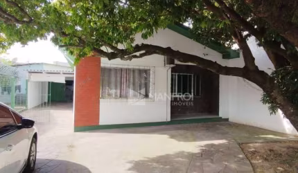 Casa com 3 dormitórios à venda por R$ 650.000,00 - Aparecida - Alvorada/RS