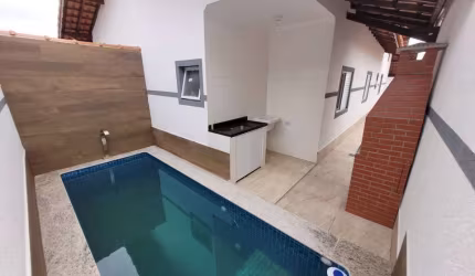 Casa para Venda em Mongaguá, Balneário Itaóca, 2 dormitórios, 1 suíte, 2 banheiros, 2 vagas