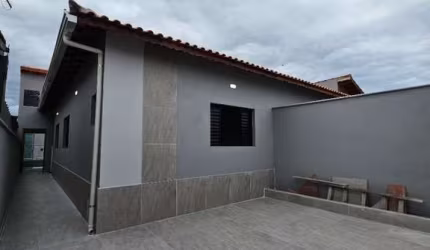 Casa para Venda em Mongaguá, Balneário Flórida Mirim, 3 dormitórios, 1 suíte, 2 banheiros, 2 vagas