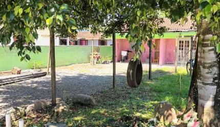 Casa para venda em excelente localização, em uma das vias principais no Rio Bonito!