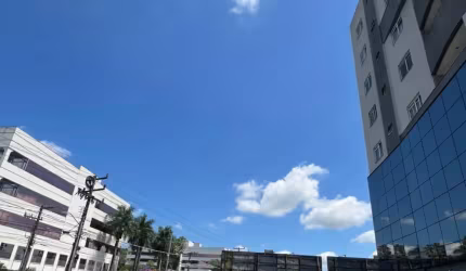 Apartamento muito bem localizado no bairro Santo Antônio