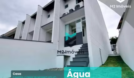 Casa com 2 suítes e corredor lateral à venda, 72 m² - Água Verde - Blumenau/SC