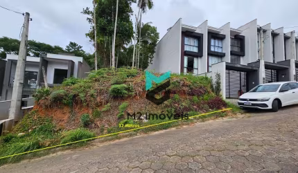 EXCELENTE TERRENO IDEAL PARA SOBRADOS NO BAIRRO BADENFURT