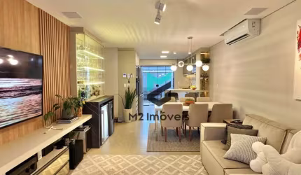 Casa seminova mobiliada, equipada e decorada com 3 dormitórios à venda, 135 m² por R$ 1.200.000,00 - Vila Nova - Blumenau/SC
